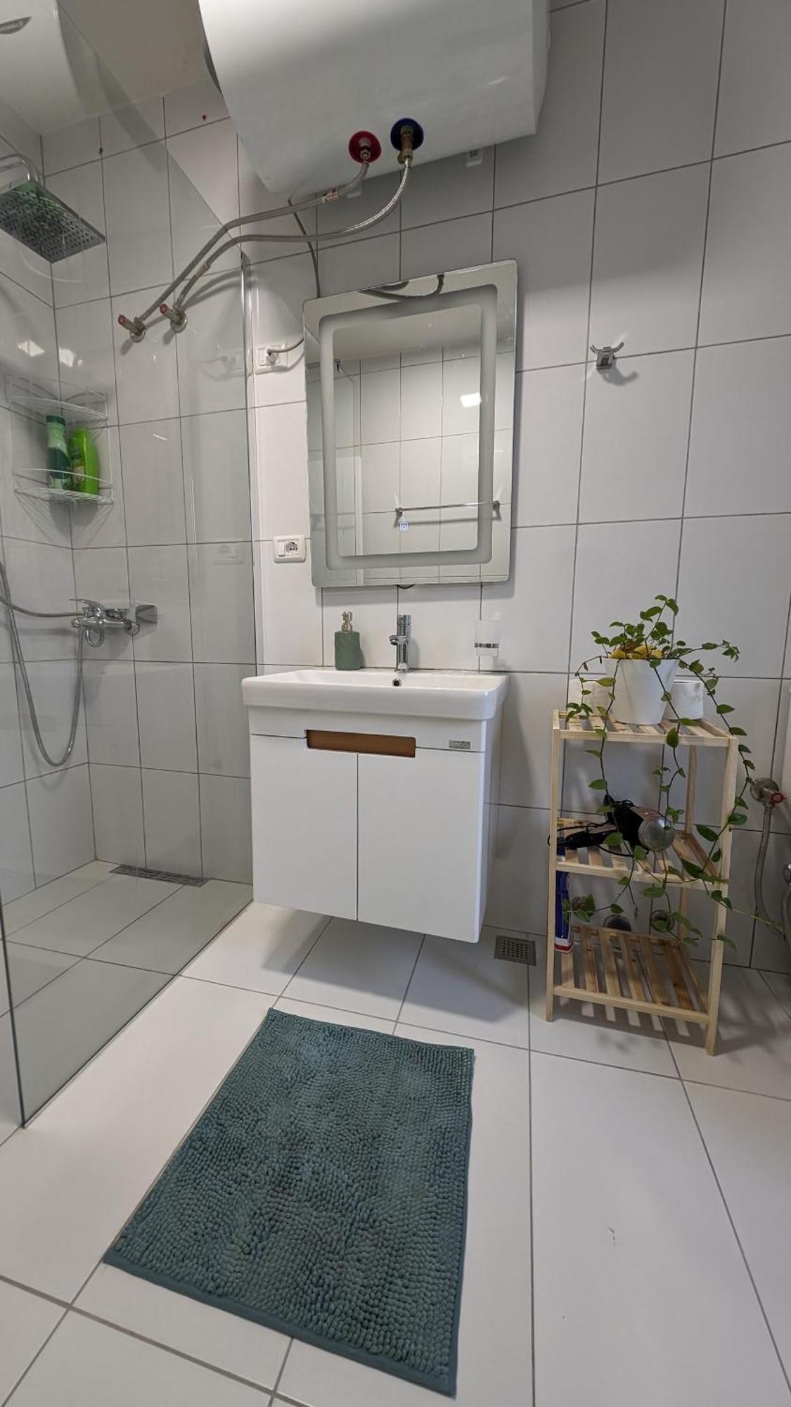 Modern Cozy Apartment 10 Min Walk To Skanderbeg Square Tirana Exterior foto